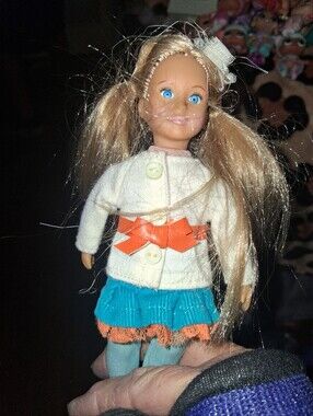 Barbies Friends And LOL DOLLS